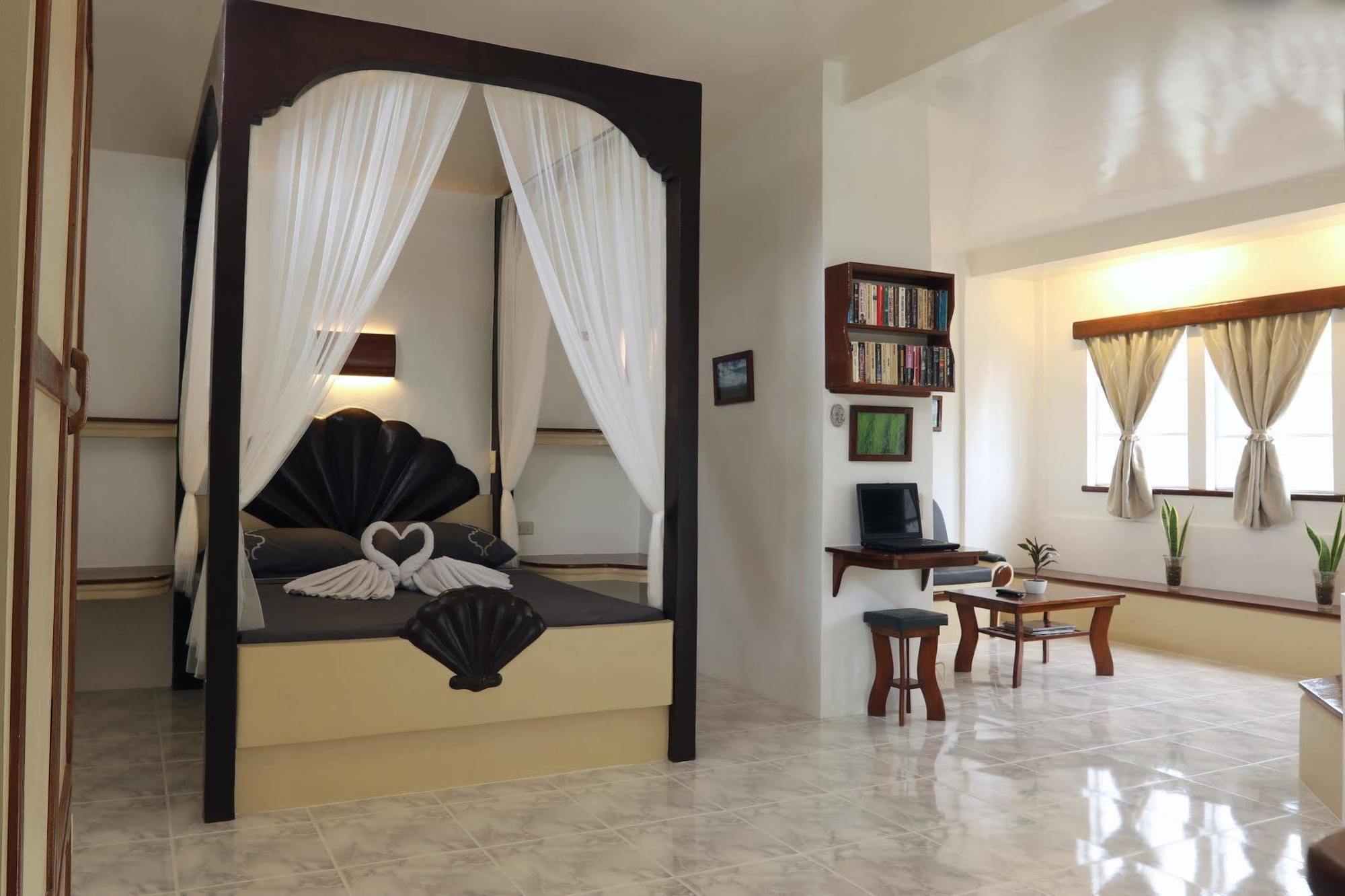 Guindulman Bay Tourist Inn Екстер'єр фото